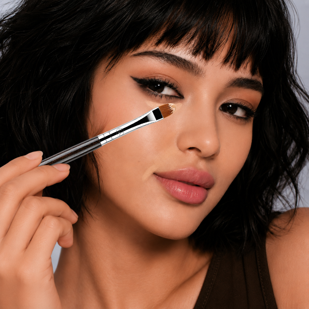 Cọ Tán Kem Che Khuyết Điểm Kiêm Cọ Son Môi Chuyên Nghiệp Bh Cosmetics Concealer Brush BH811
